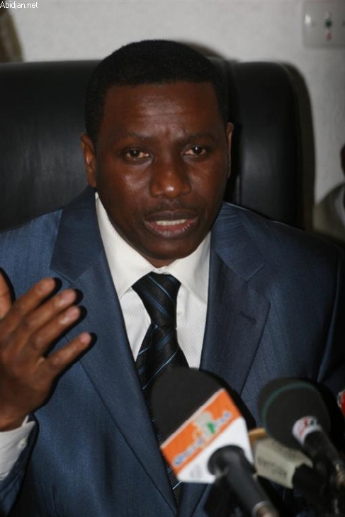 Conférence de presse du Procureur de la République sur l’affaire Tagro / Raymond Tchimou : 